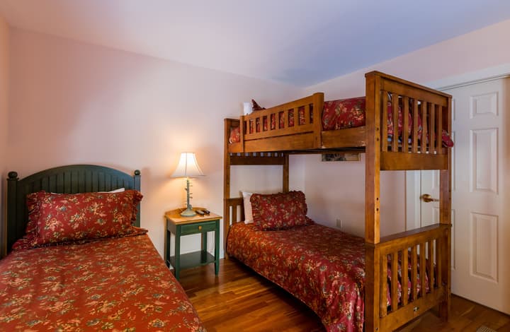 Topnotch Resort
