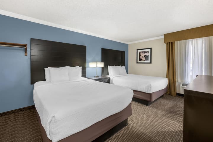 Best Western Airport Albuquerque InnSuites Hotel & Suites
