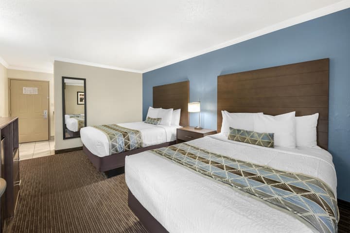 Best Western Airport Albuquerque InnSuites Hotel & Suites