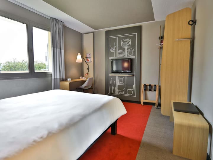 ibis Saint-Étienne - La Terrasse