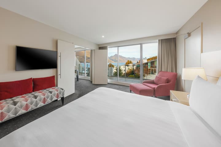 Crowne Plaza Hotel Queenstown by IHG