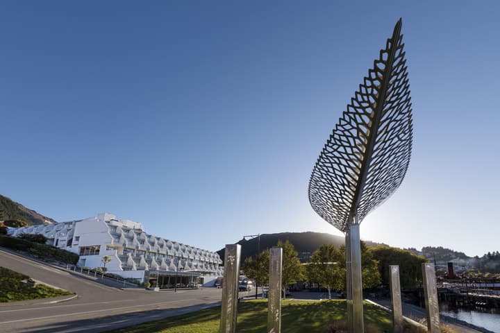 Crowne Plaza Hotel Queenstown by IHG