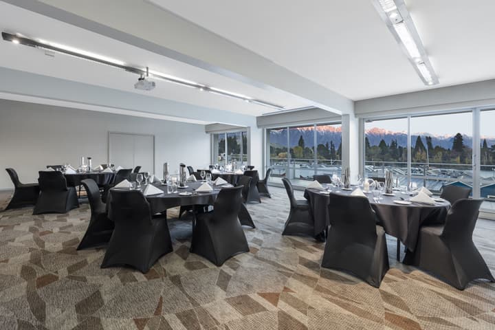 Crowne Plaza Hotel Queenstown by IHG