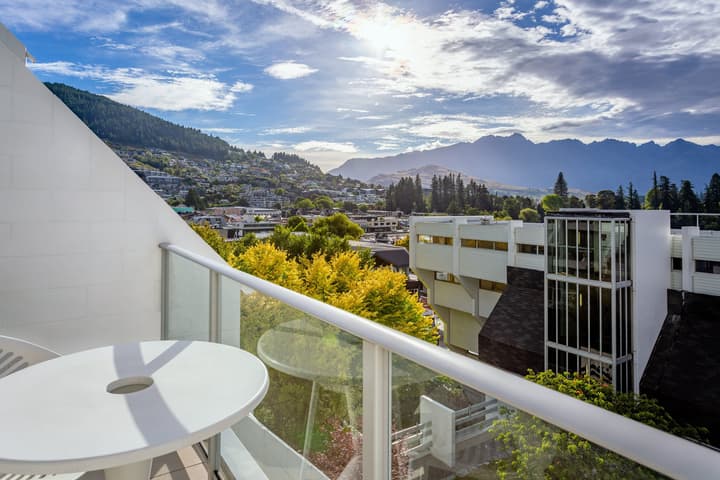Crowne Plaza Hotel Queenstown by IHG
