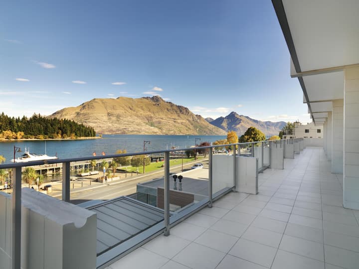 Crowne Plaza Hotel Queenstown by IHG