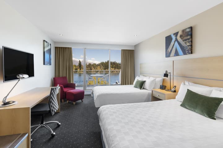 Crowne Plaza Hotel Queenstown by IHG