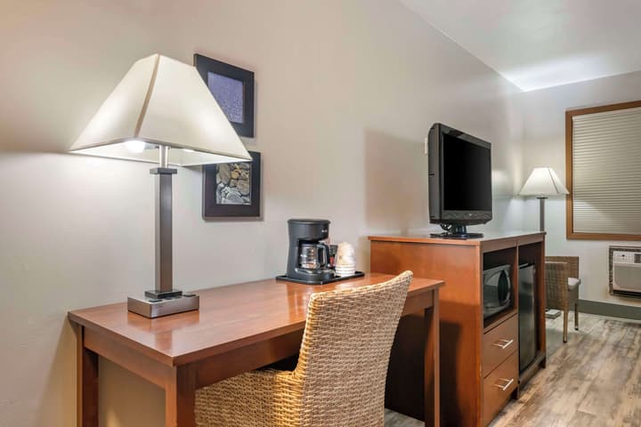 SureStay Plus Hotel by Best Western Buffalo