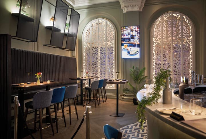 The Clermont London, Victoria