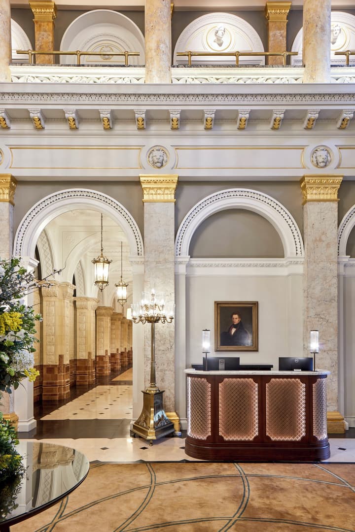 The Clermont London, Victoria