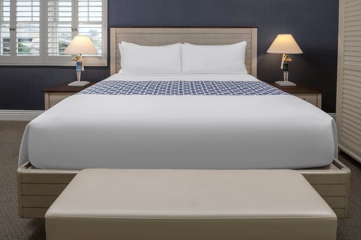 Pismo Lighthouse Suites