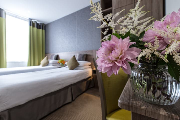 Phoenix Hotel