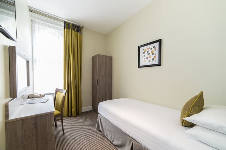 Phoenix Hotel