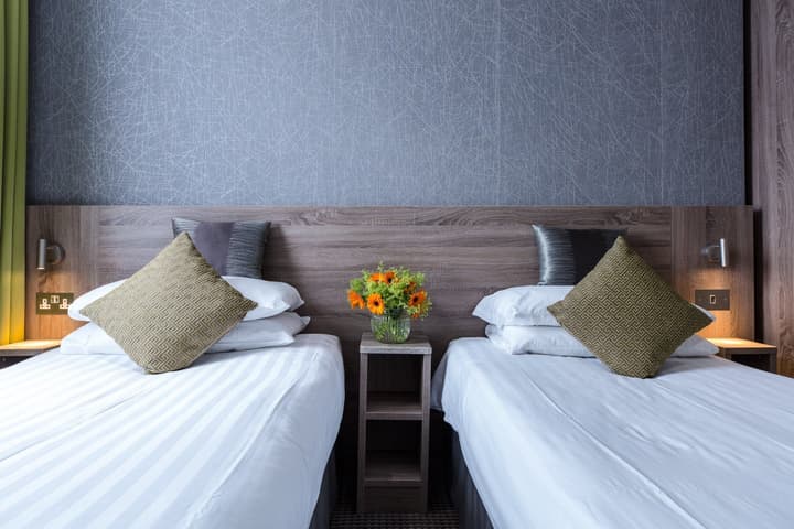 Phoenix Hotel