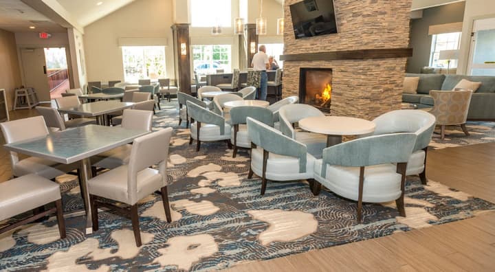 Howard Johnson by Wyndham Middletown Newport Area
