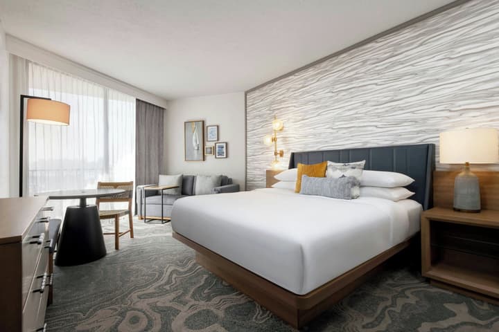 Sheraton San Diego Resort