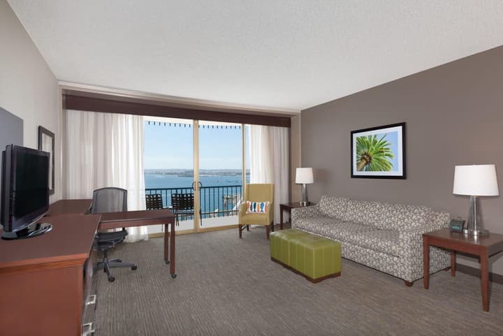 Wyndham San Diego Bayside