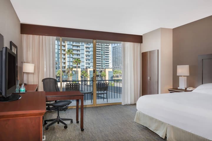 Wyndham San Diego Bayside