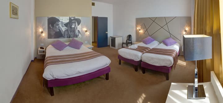 Hôtel Arles Plaza