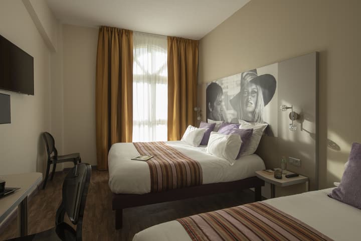 Hôtel Arles Plaza