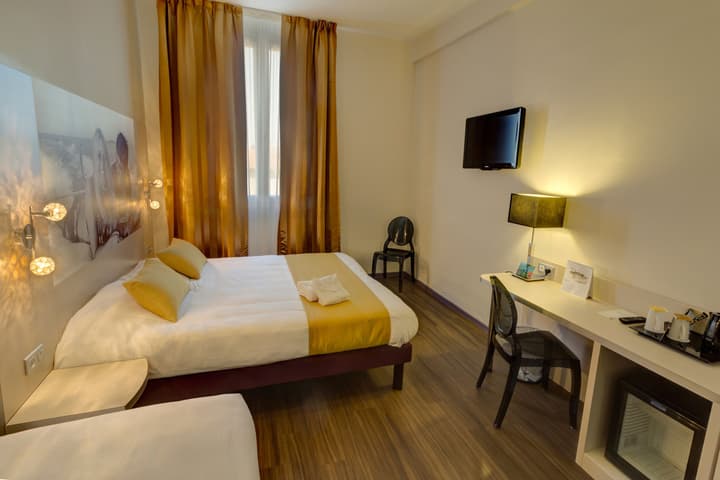 Hôtel Arles Plaza