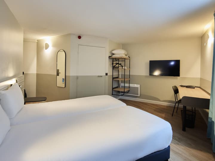 ibis Styles Poissy