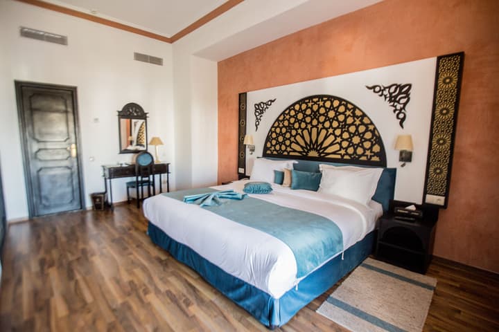 El Minzah Hotel