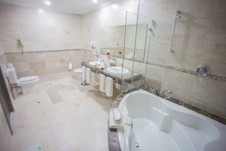 El Minzah Hotel