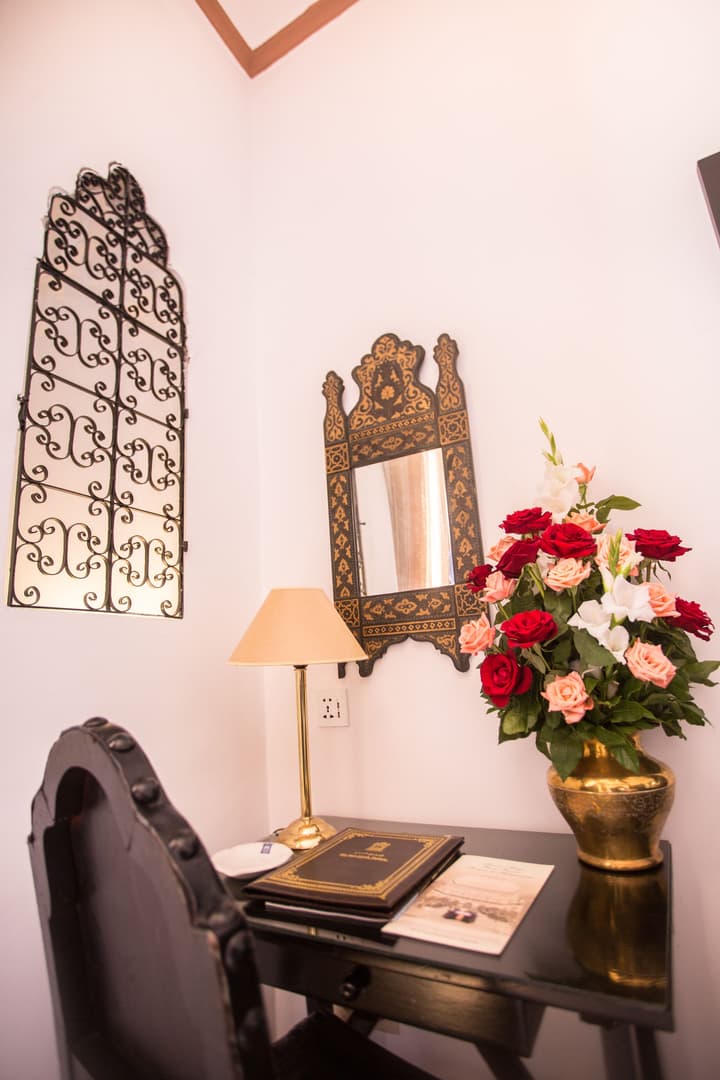 El Minzah Hotel