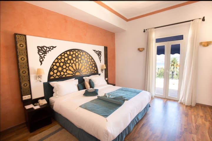 El Minzah Hotel