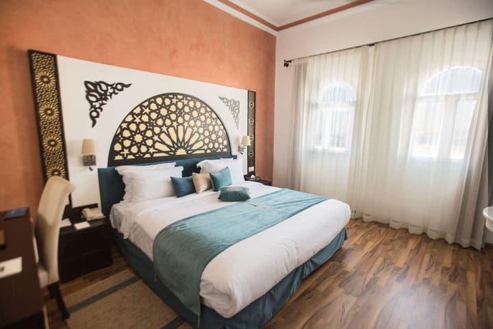 El Minzah Hotel