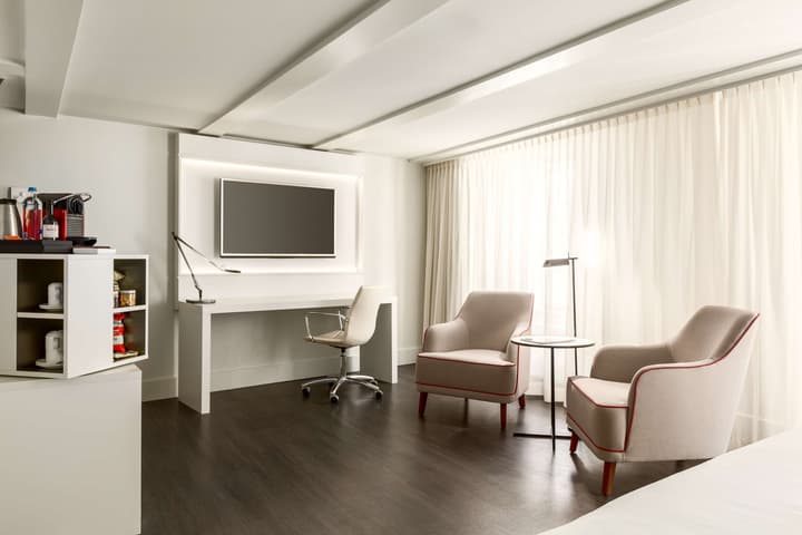 NH Collection Amsterdam Barbizon Palace