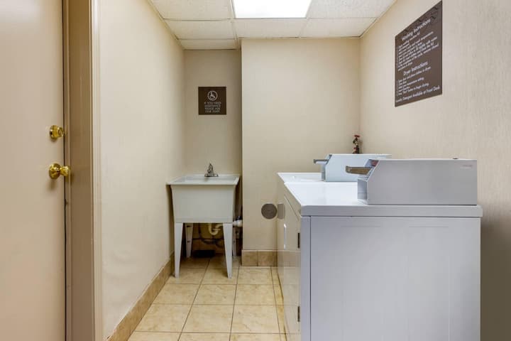 Comfort Suites Oakbrook Terrace - Chicago West