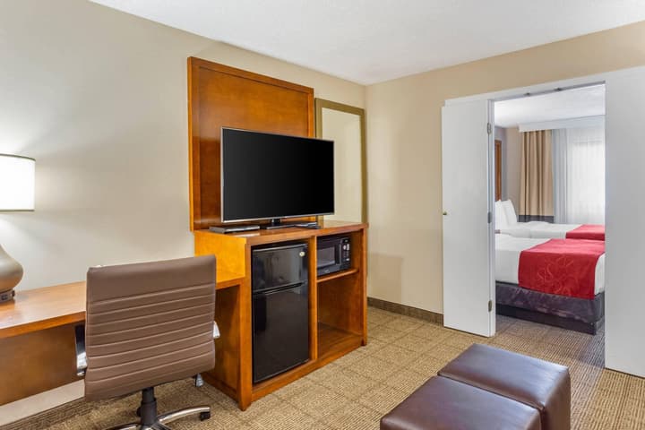 Comfort Suites Oakbrook Terrace - Chicago West