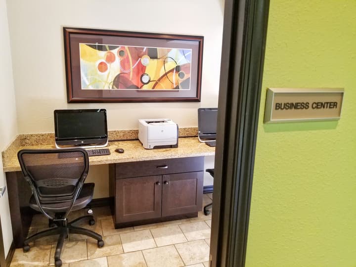 Best Western Plus Inn At The Vines