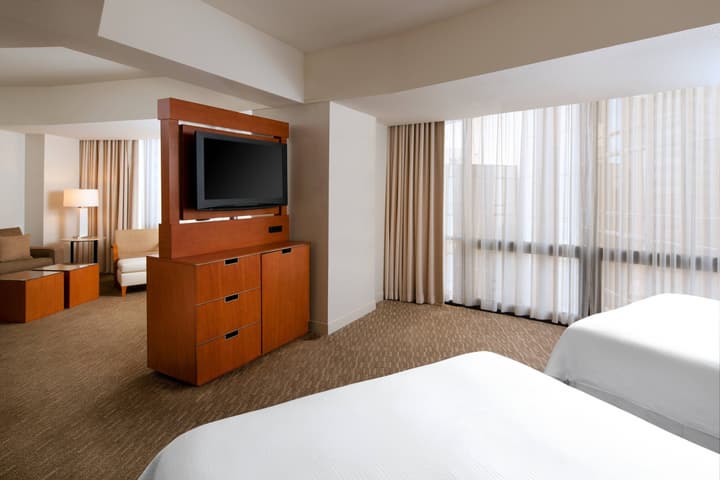 The Westin Bonaventure Hotel and Suites, Los Angeles