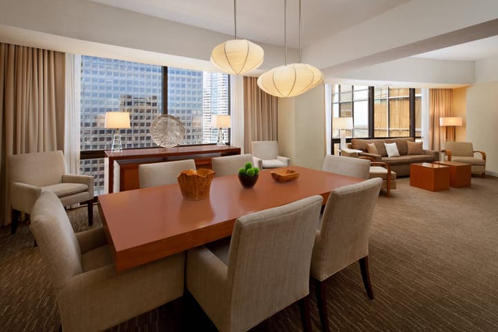 The Westin Bonaventure Hotel and Suites, Los Angeles