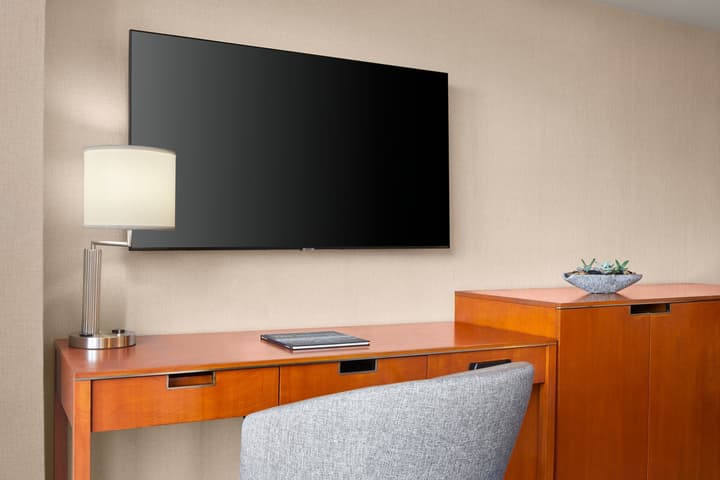 The Westin Bonaventure Hotel and Suites, Los Angeles