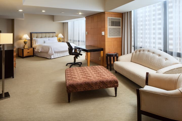 The Westin Bonaventure Hotel and Suites, Los Angeles