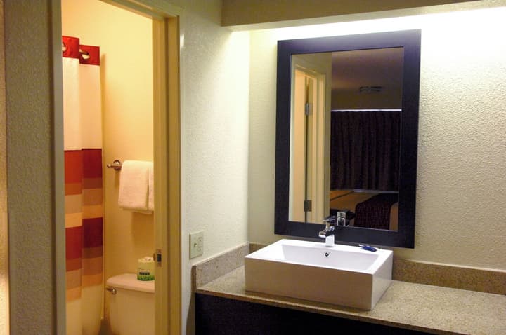 Red Roof Inn PLUS+ Philadelphia Airport