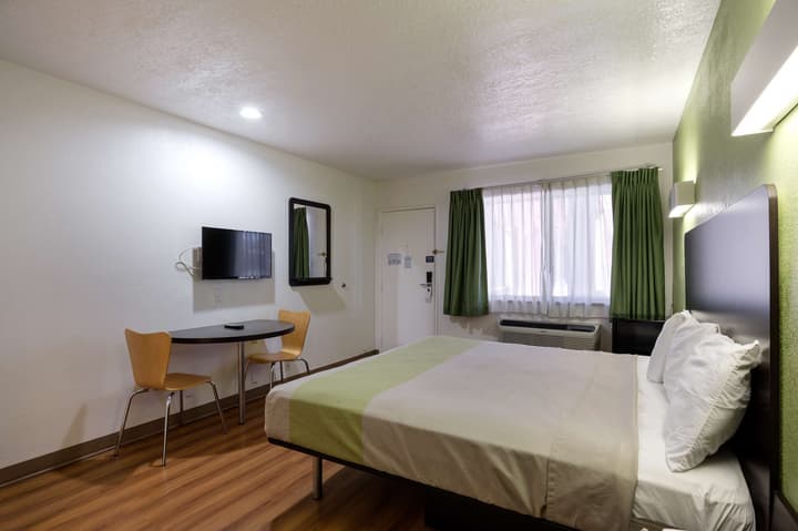 Motel 6 Santa Fe, NM - Downtown