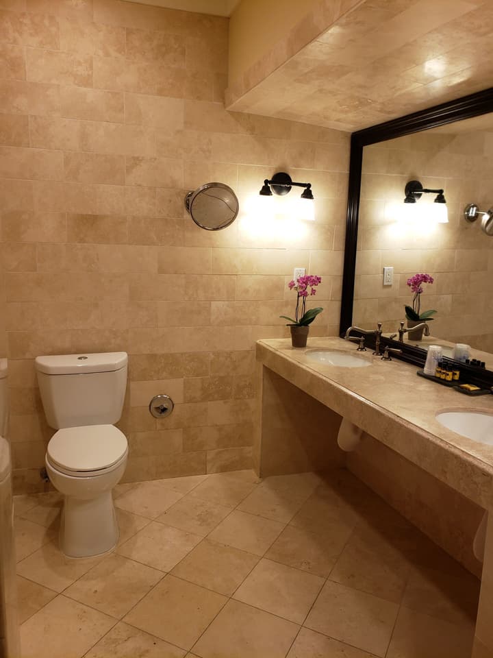 Best Western Plus Sunset Plaza Hotel