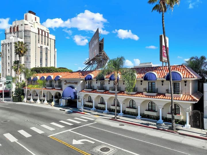 Best Western Plus Sunset Plaza Hotel