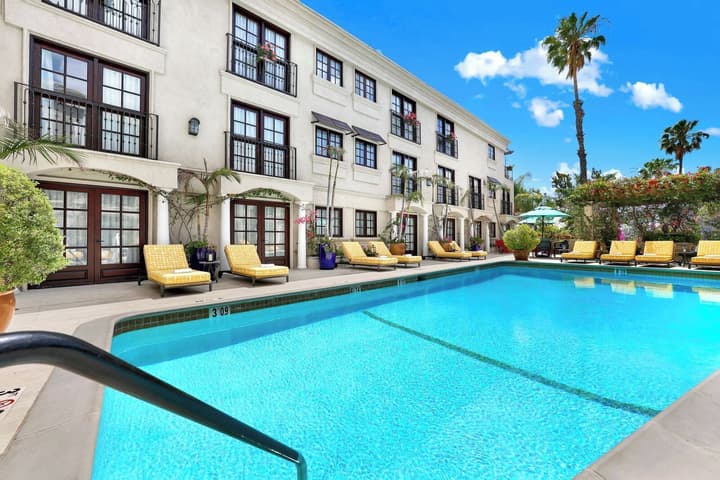 Best Western Plus Sunset Plaza Hotel