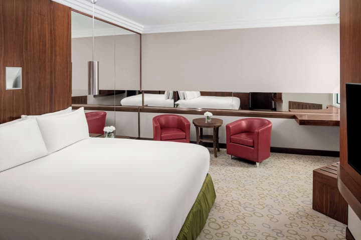 Radisson Blu Hotel and Convention Centre, Riyadh Minhal