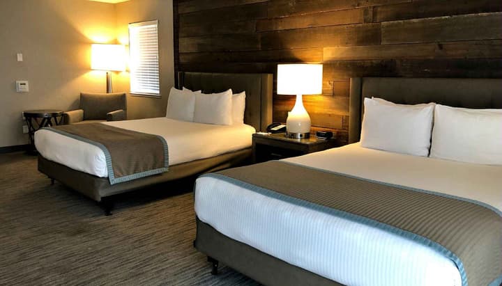 Hotel Azure