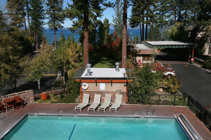 Hotel Azure