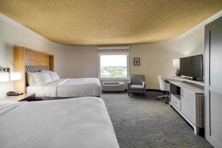 Holiday Inn Mobile-Dwtn/Hist. District by IHG