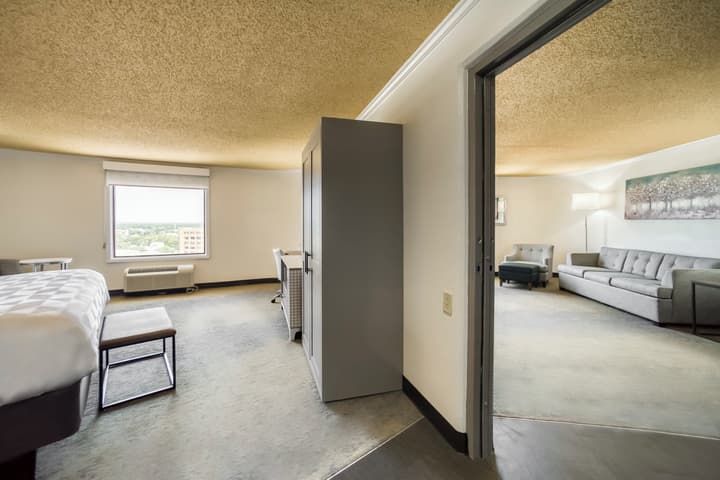 Holiday Inn Mobile-Dwtn/Hist. District by IHG