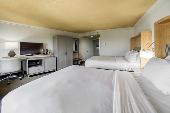 Holiday Inn Mobile-Dwtn/Hist. District by IHG