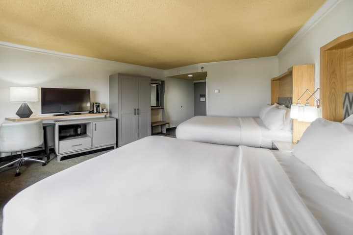 Holiday Inn Mobile-Dwtn/Hist. District by IHG